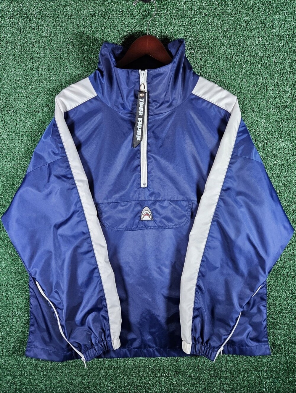 Tiger Shvrk Essential Collection 1/4 Zip Weatherproof Retro Coach Jacket / Large